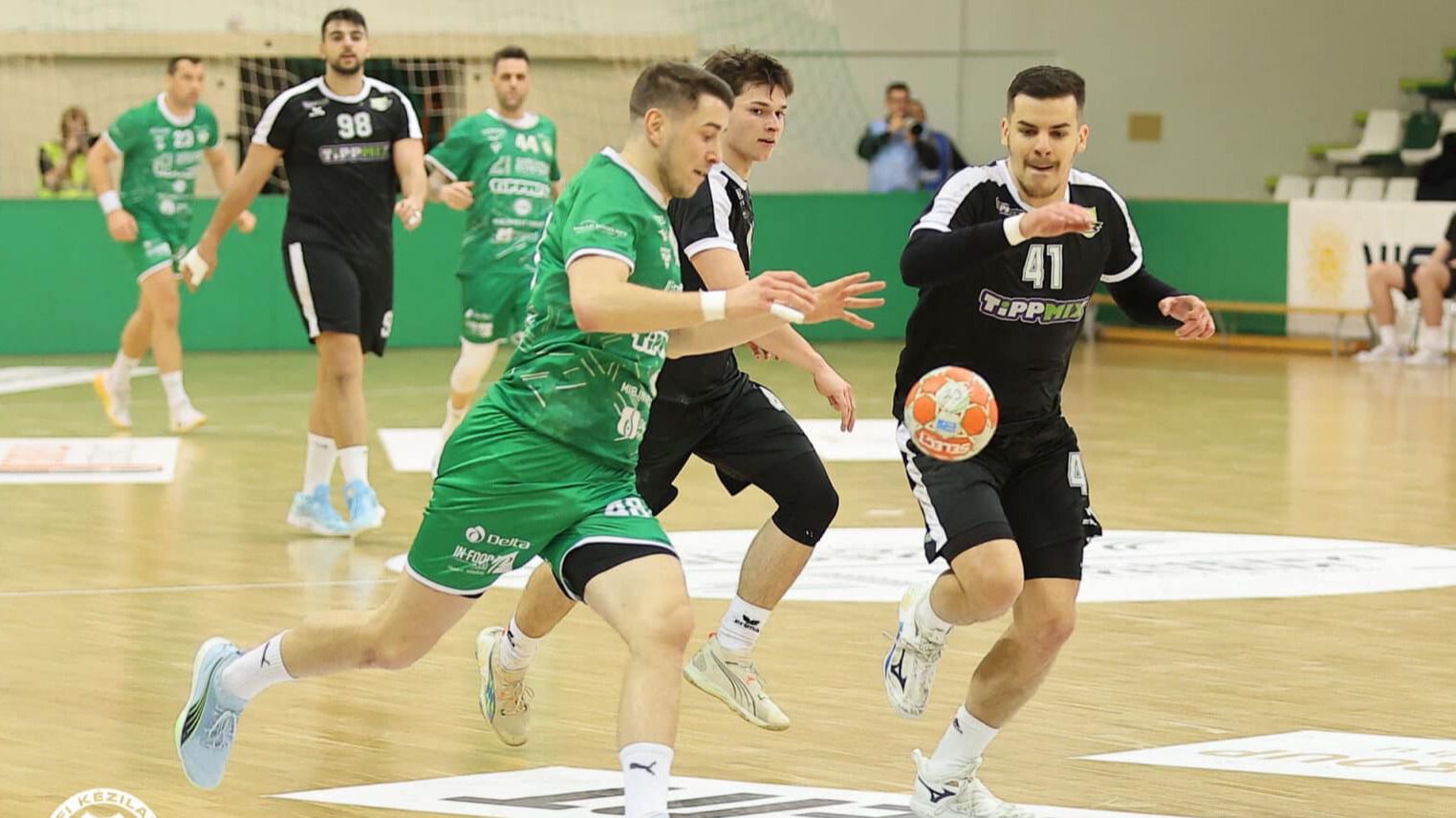 Sima volt a zöldek részéről... (Fotó: ETO University Handball Team)