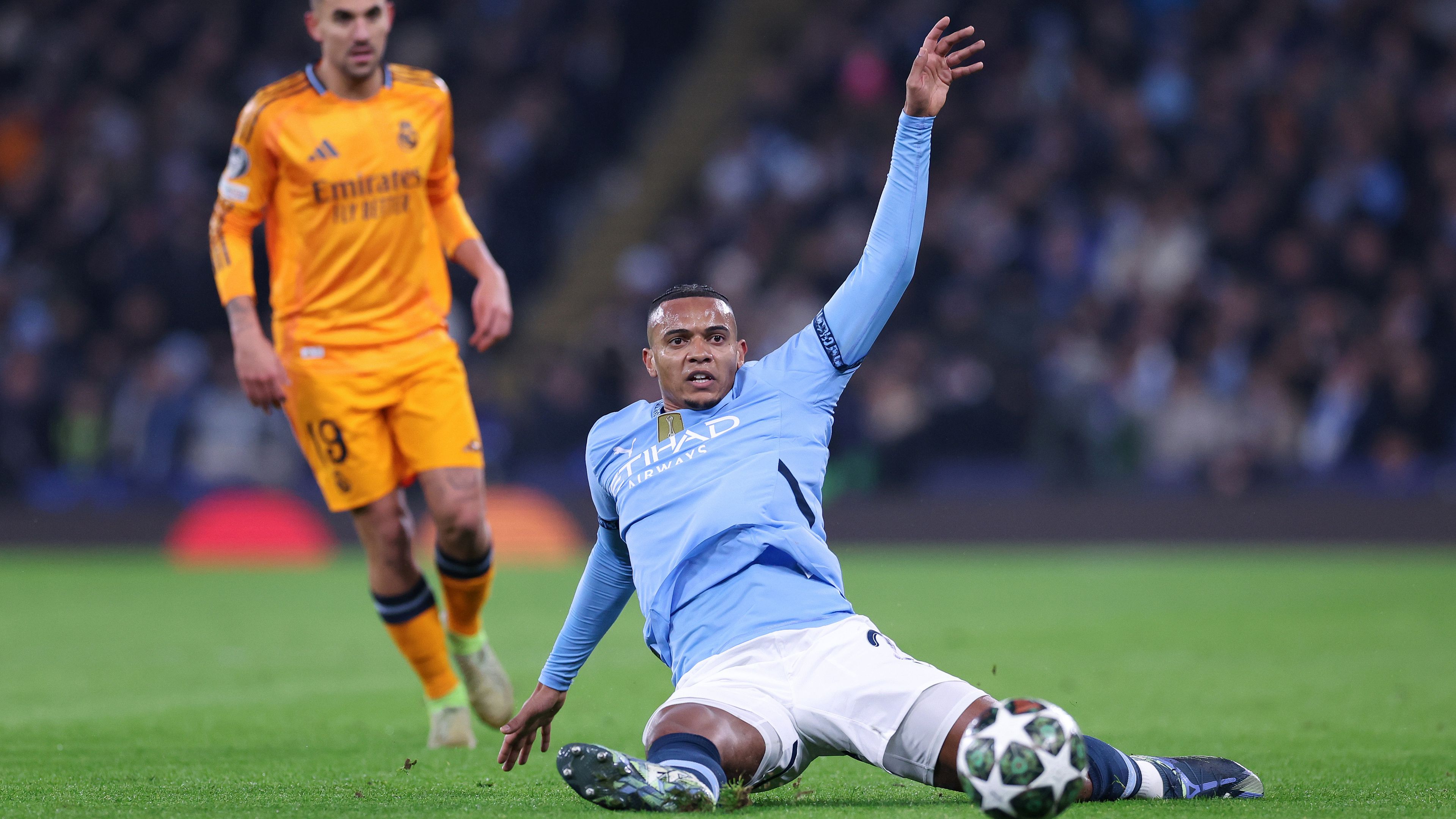 Manuel Akanji kiesése nagy érvágás lehet a Manchester Citynek