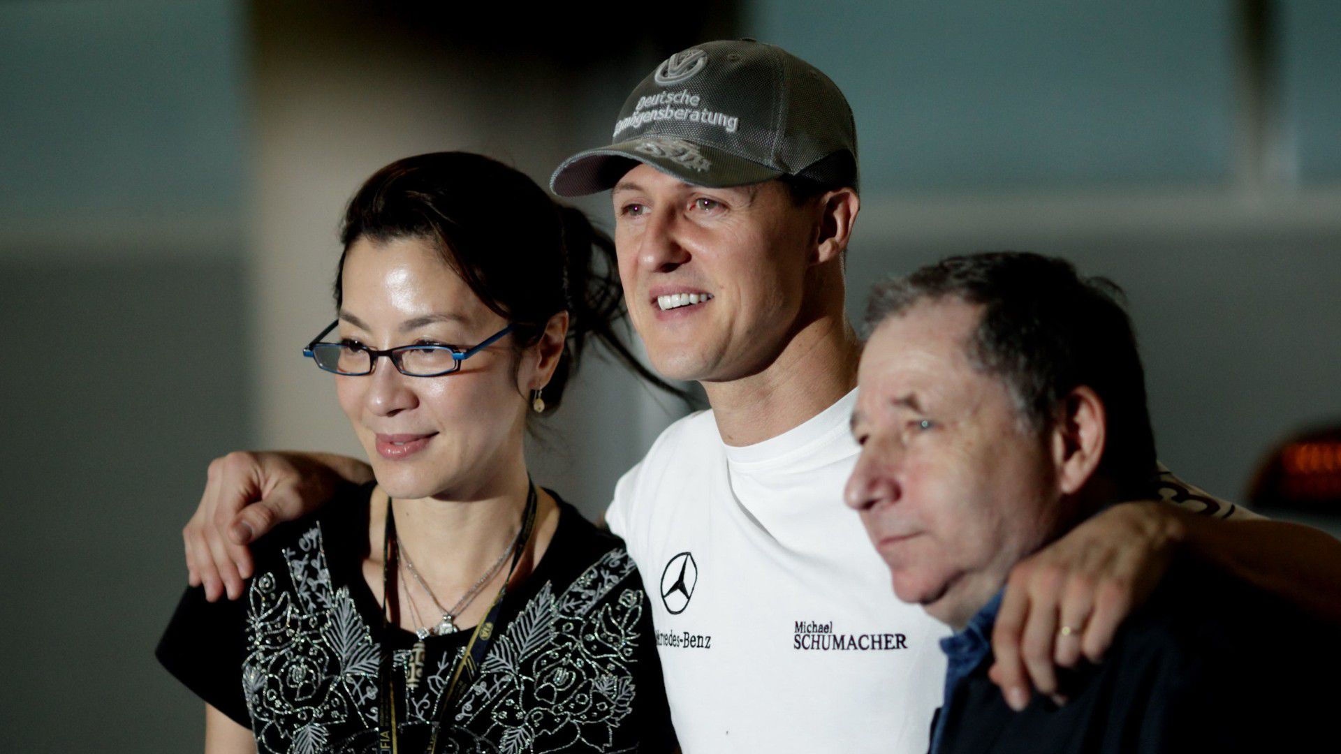 Yeoh, Schumacher és Todt - az F1-es legenda is segített abban, hogy a szerelmespár vonzalma elmélyüljön Fotó: profimédia