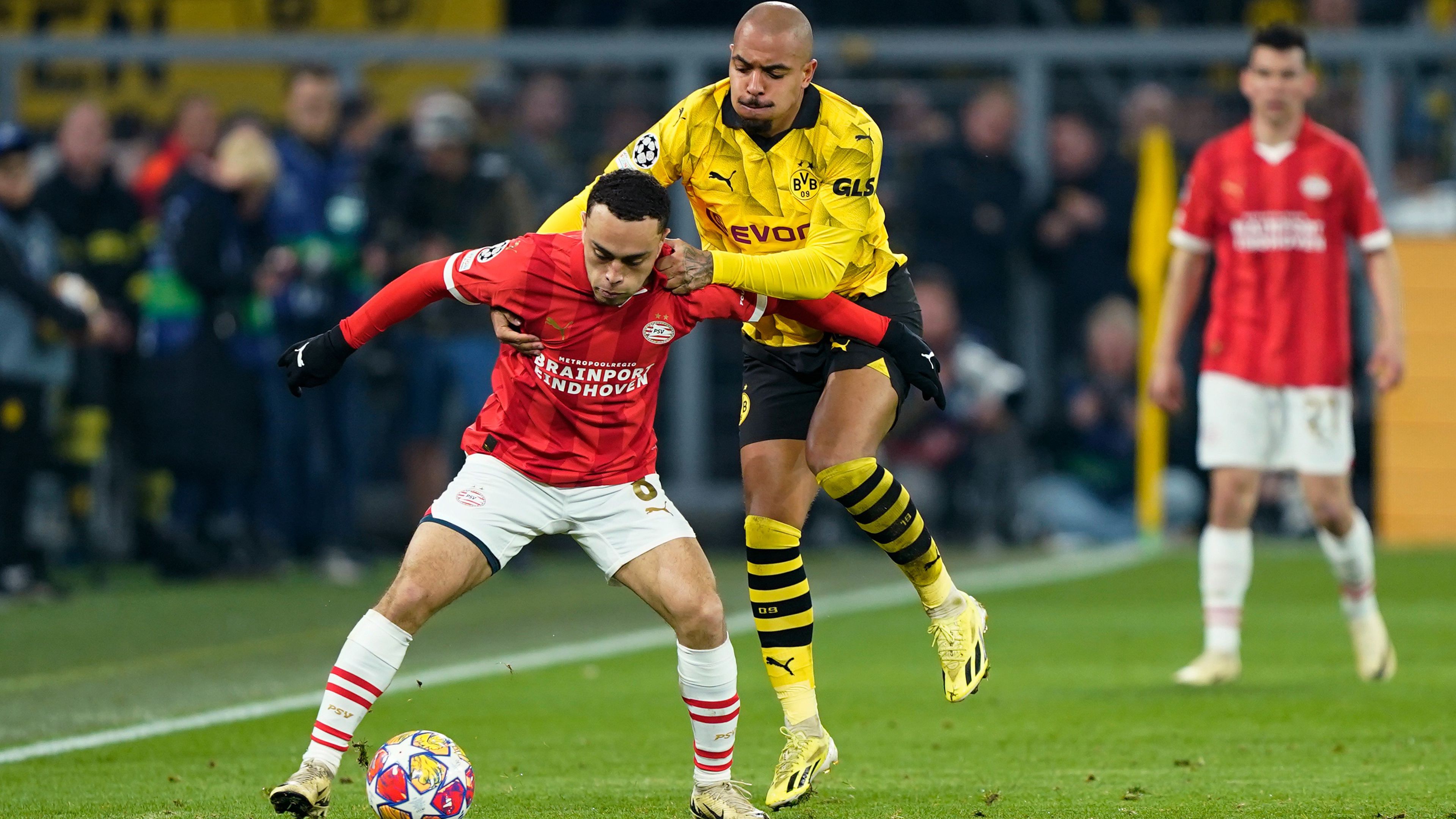 Elszalasztott lehetőség és rossz edzői taktika Dortmundban