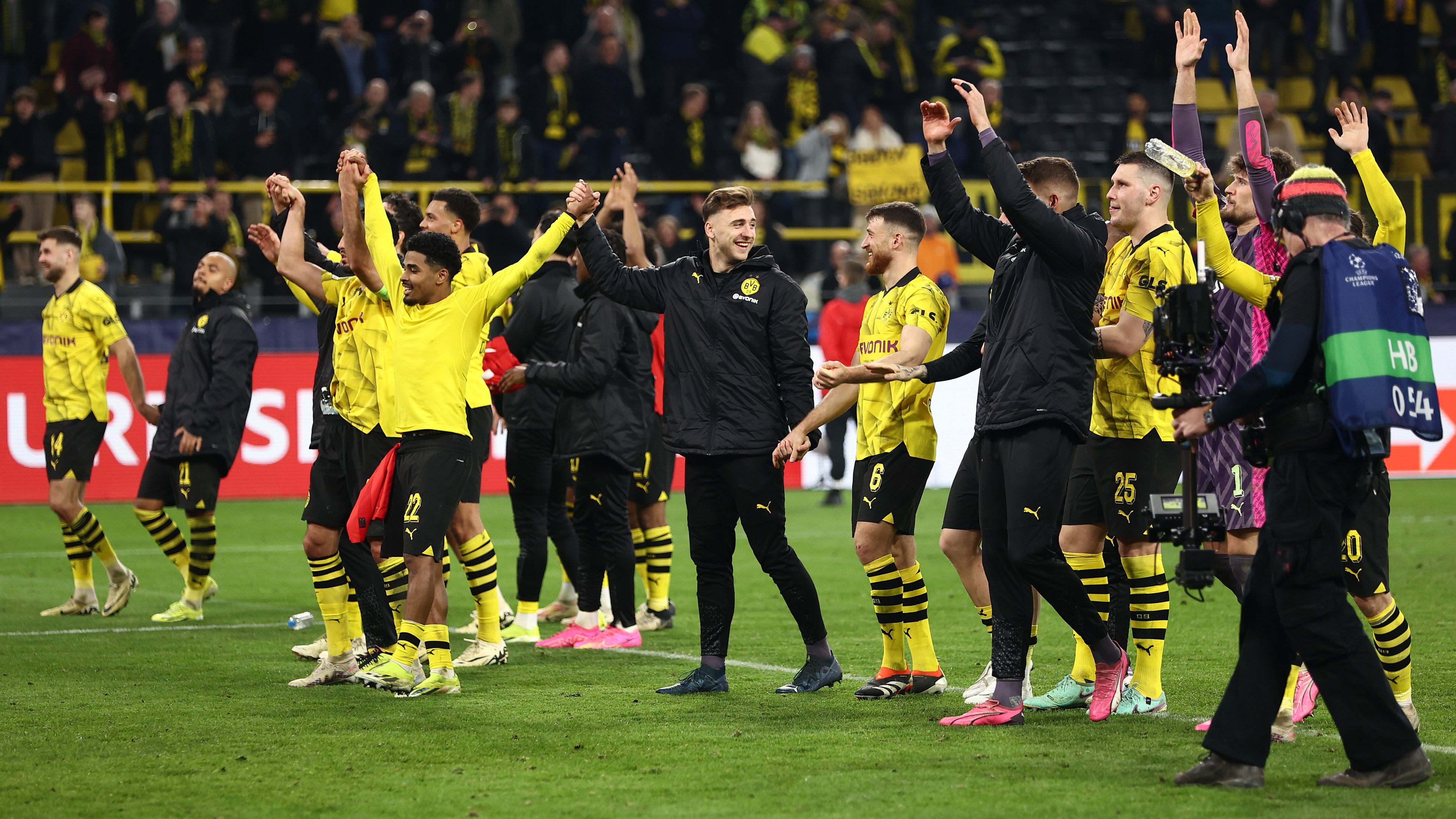 Az idegenbeli döntetlent követően a Dortmund két góllal győzött a PSV Eindhoven ellen, s szintén tagja a BL-negyeddöntő mezőnyének. (Fotó: Getty Images)