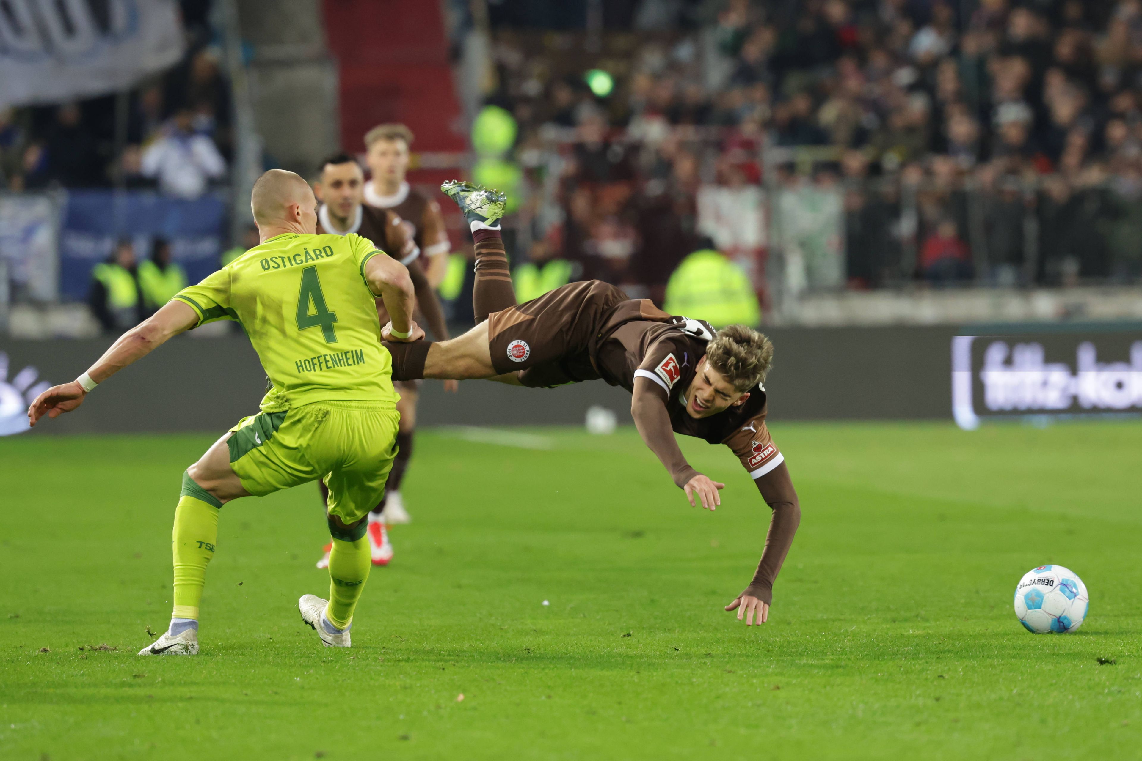 Hetedjére már győzött, és tapad Schäfer Andrásékra a St. Pauli