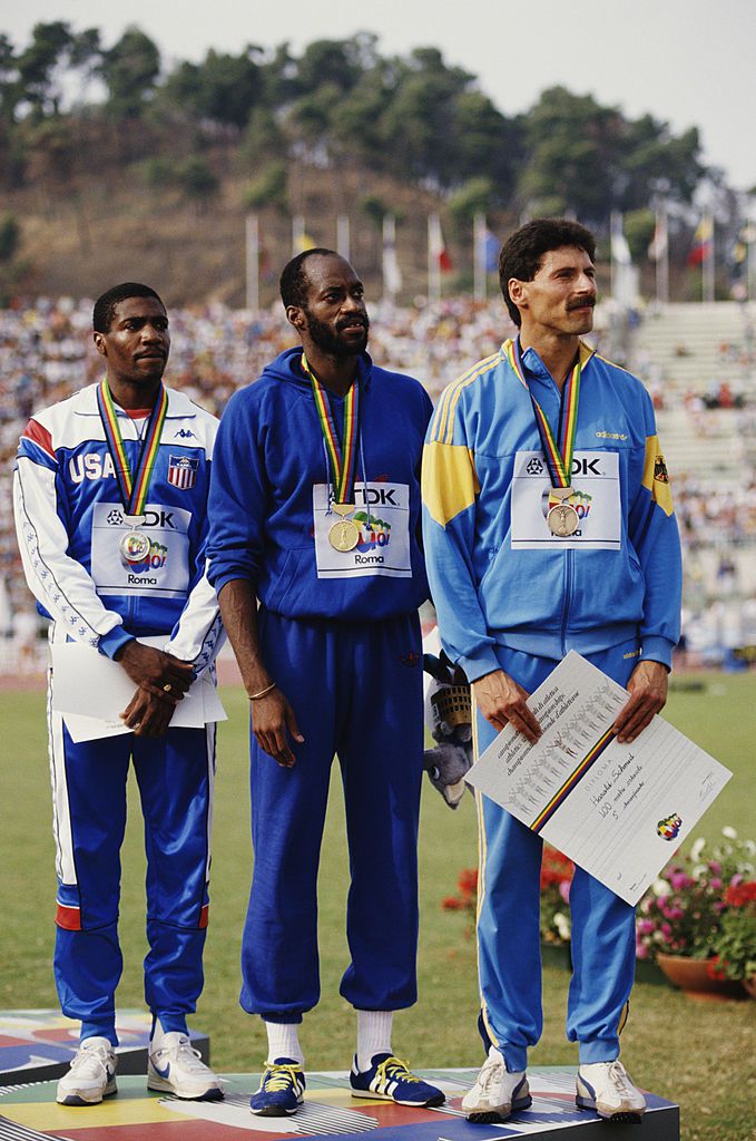 Harris, Moses, Schmid (balról jobbra) a dobogón is közel voltak egymáshoz, de messze nem annyita közel, mint  a célban (Fotó: Getty Images)