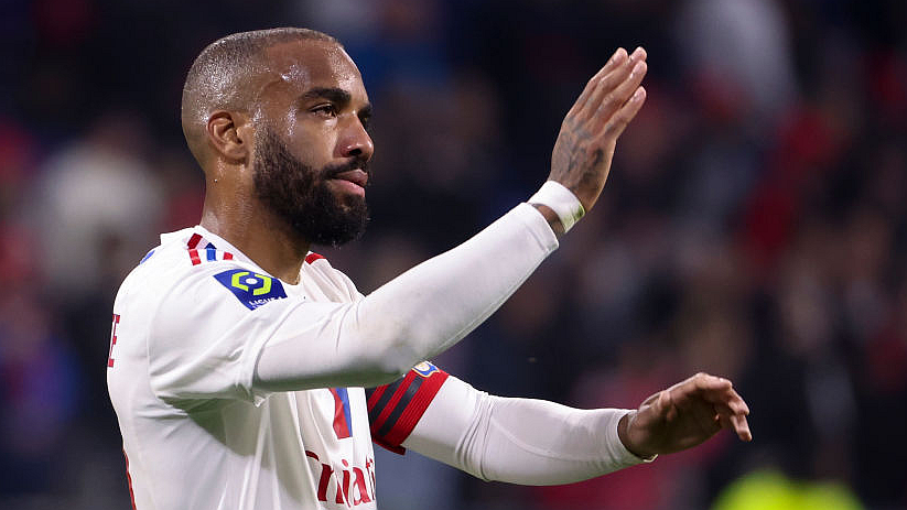 Alexandre Lacazette gólt szerzett, majd büntetőt hibázott