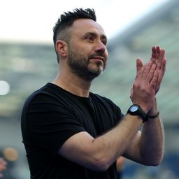 Hiába hívta a Bayern és a Chelsea, váratlan helyen köthet ki De Zerbi