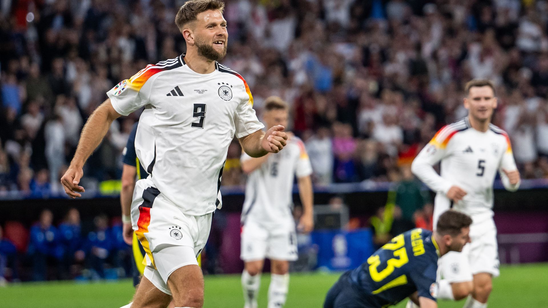 A Dortmund csatára, Niclas Füllkrug védhetetlenül bombázott a bal felső sarokba. (Fotó: Getty Images)