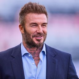 David Beckhamet lovaggá ütötték