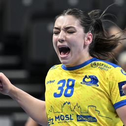 Vámos Petra lett a francia női kézilabdaliga legjobb irányítója