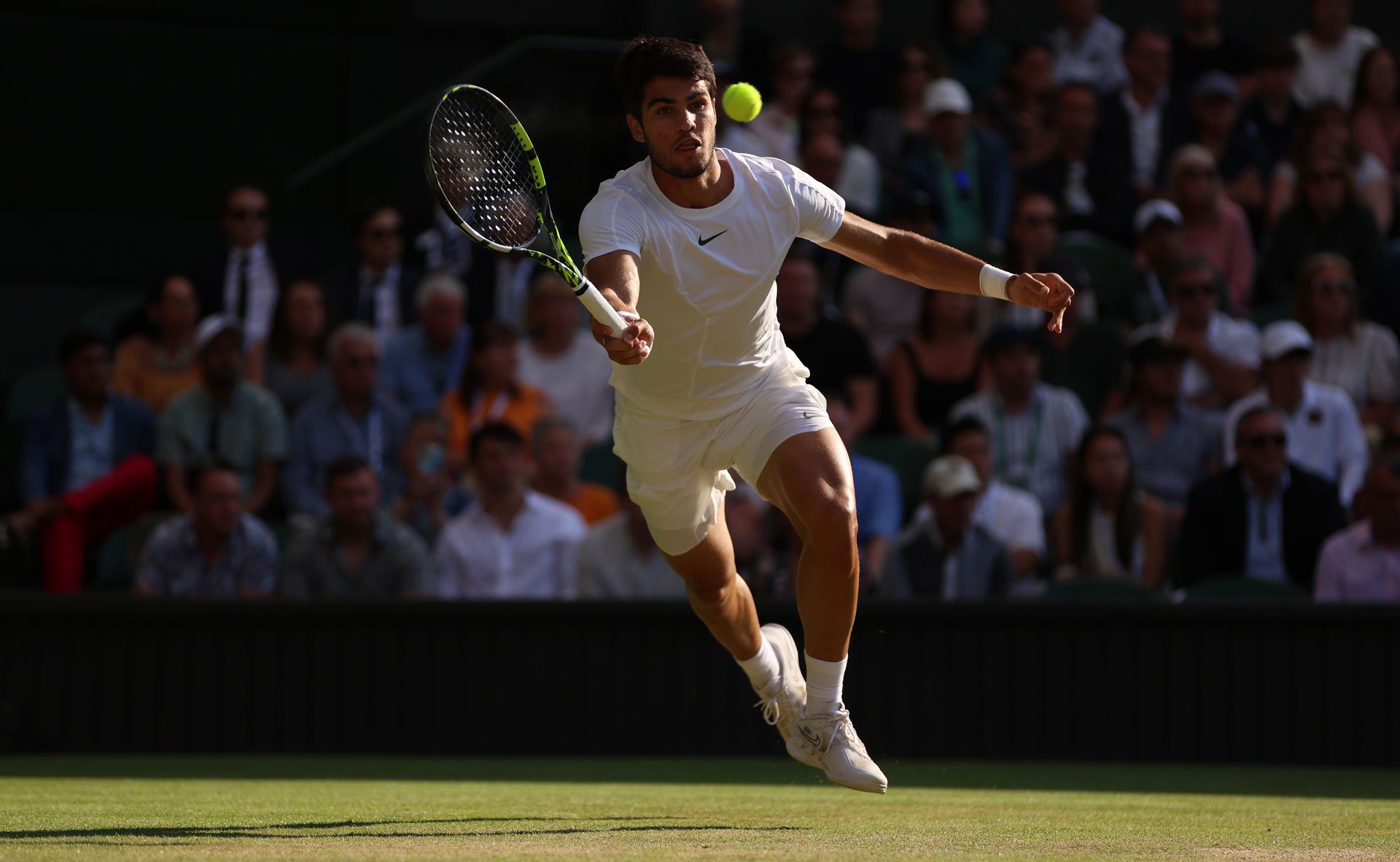 Carlos Alcaraz Wimbledonban megtörné Djokovics szériáját /Fotó: Getty Images