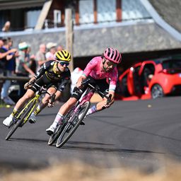 Simon Yates nyerte a szakaszt, Tadej Pogacar elveszítette a sárga trikót