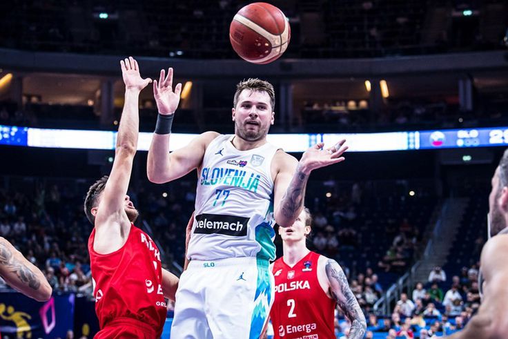 Férfi kosár Eb: felállt mínusz 22-ről, de kiesett a címvédő Szlovénia