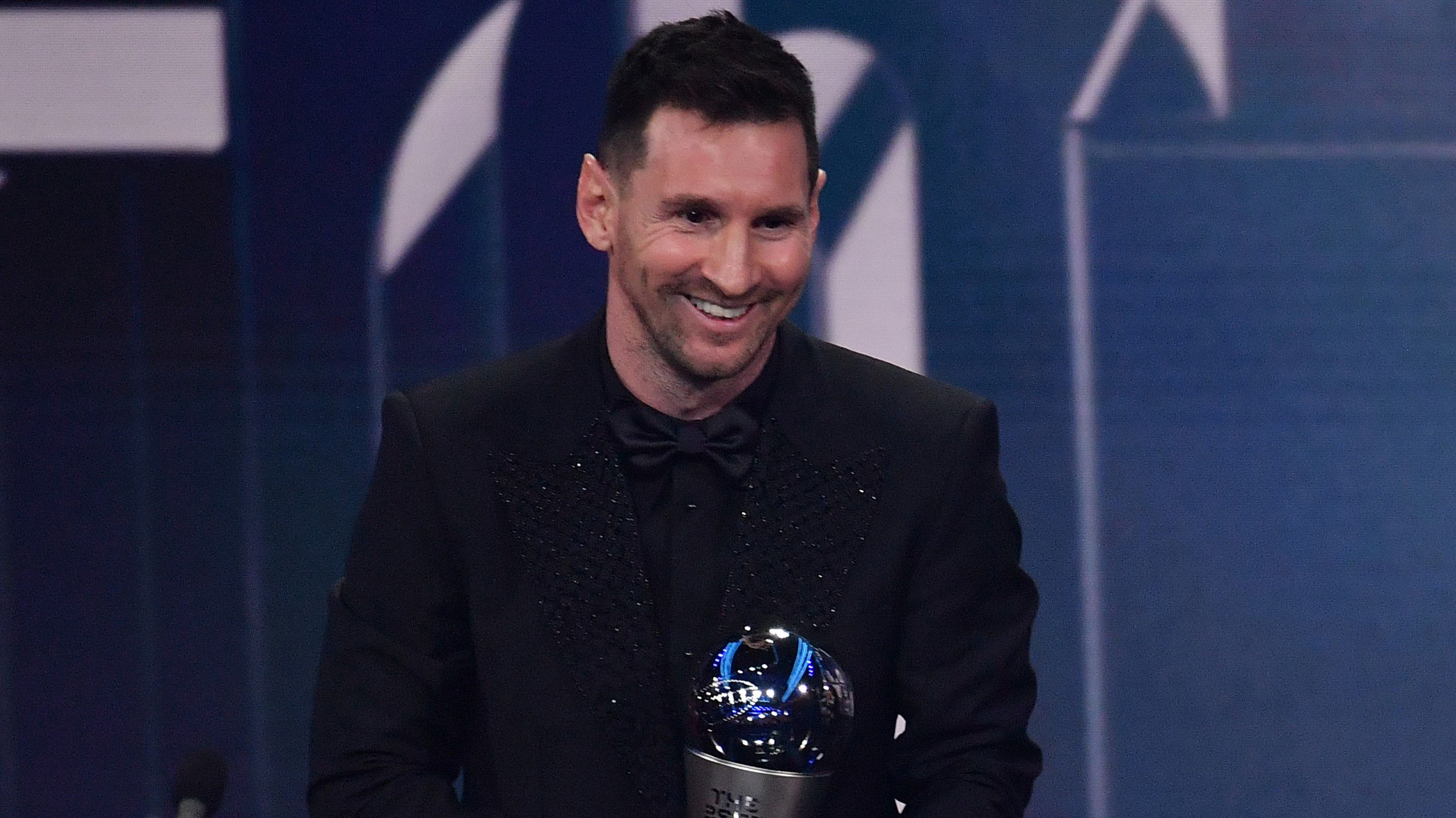 Lionel Messi eddig kétszer (2019-ben és 2022-ben) kapta meg a legjobb játékosnak járó elismerést a FIFA-tól
