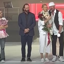 Autót vett a minden végtagján amputált jégtáncos, vezetni is akarja – videóval