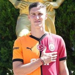 Korábbi helyi legendák mezszámát kapta Sallai Roland a Galatasaraynál