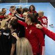 Folytatódnak az Eb-selejtezők; pályán a női kézilabda-válogatott – vasárnapi sportműsor