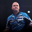 Borult a papírforma, így indult a Grand Slam of Darts kieséses szakasza