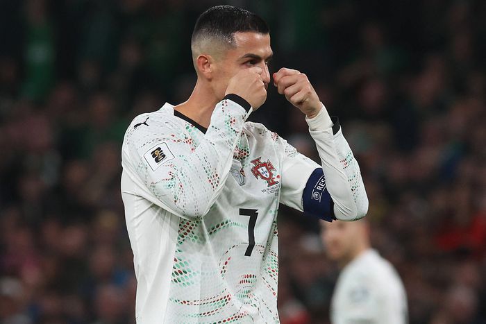 Ronaldónak sokba kerülhet a könyöklés