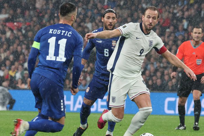 Anglia rekordot dönthet