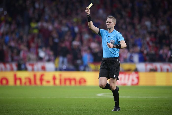 Espen Eskas vezeti a mieink sorsdöntő meccsét