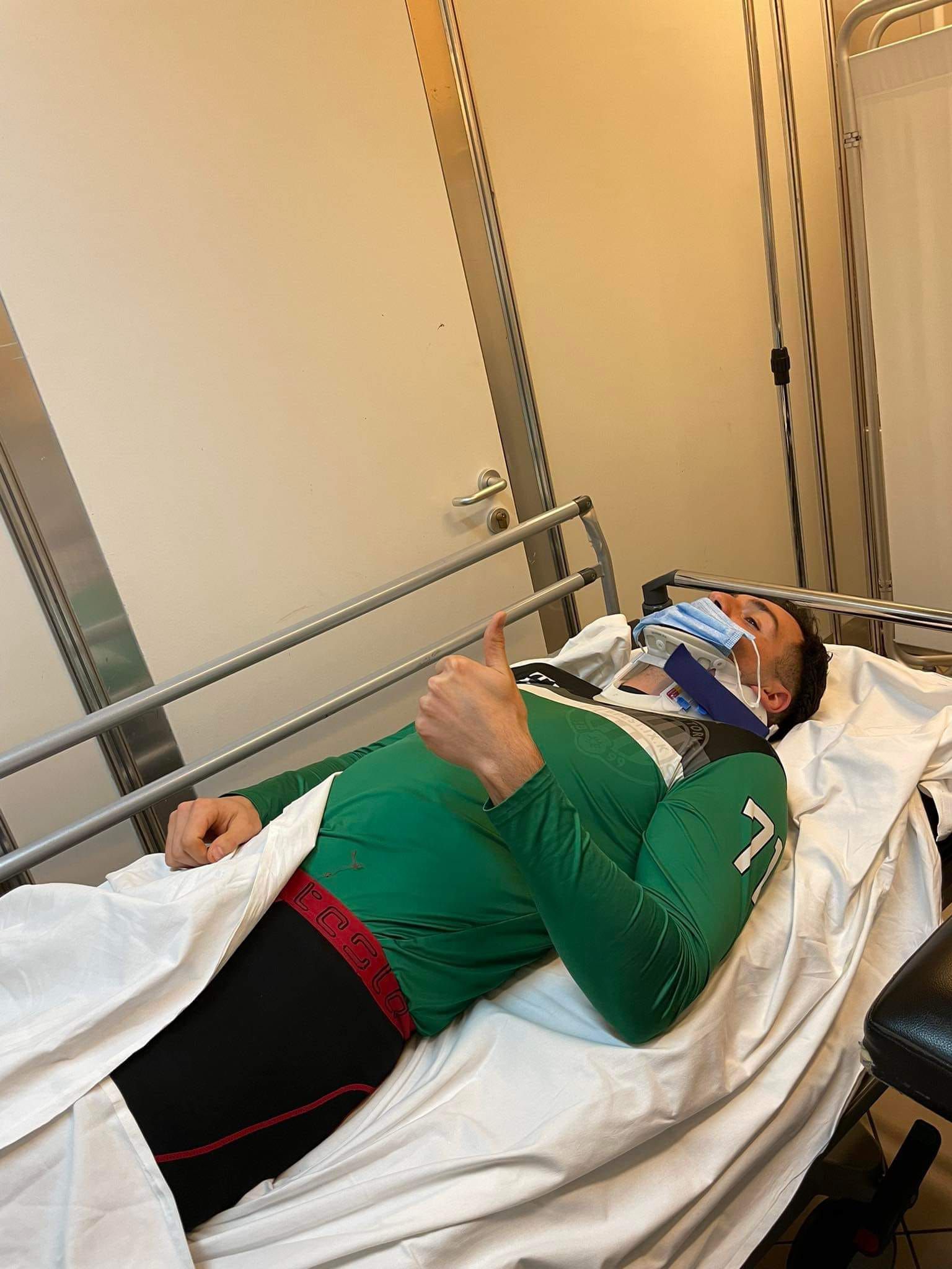 Sarciá Antoninónak eltört a nyakcsigolyája, merevítőt kell hordania / Fotó: Facebook