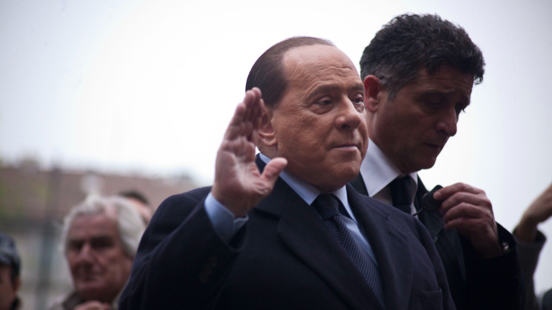 Berlusconi: „Küldök nektek egy busznyi k..vát, ha legyőztök egy nagycsapatot”