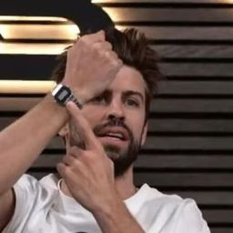 A hűtlen Piqué kegyetlen választ adott az őt szapuló Shakira új dalára