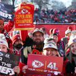 Lövöldözés a Super Bowl után; elítélték a Honvéd játékosát – délelőtti hírösszefoglaló