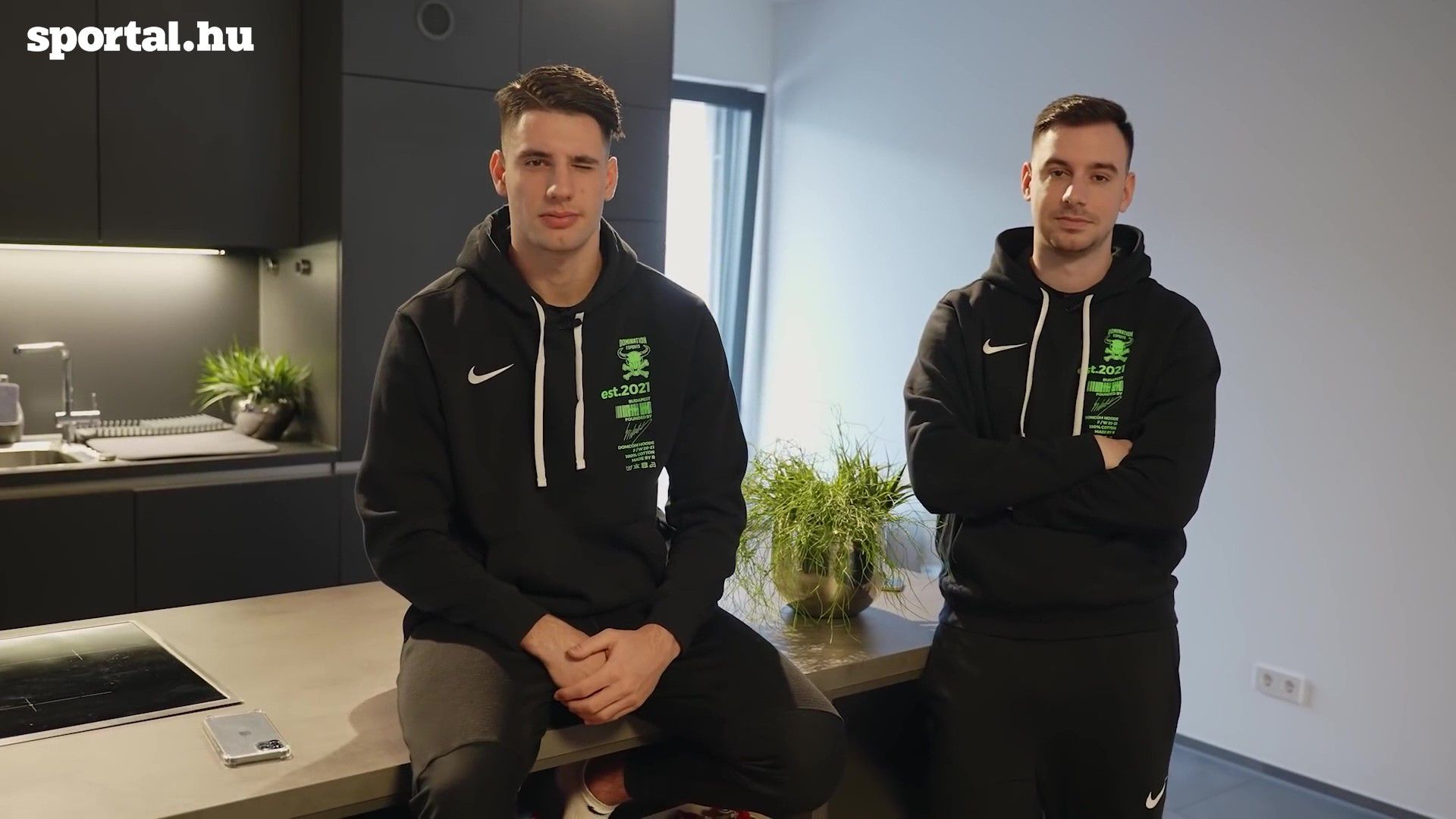 Szoboszlai Dominik és Molnár Gábor az e-sport piacán is megkerülhetetlen nevek. (Fotó: Youtube/DomiNation eSports)