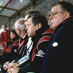 Puskás 30 éve ült le először a magyar válogatott kispadjára