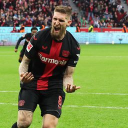 A Leverkusen játékosa odaszúrt a Bayern Münchennek