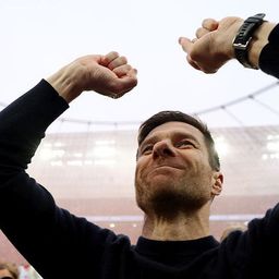 Leverkusen városa hivatalosan is elismerné a sikerkovács Xabi Alonso munkáját