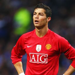 15 éve már Cristiano Ronaldo bombájának, a legelső Puskás-díjas gólnak – videóval