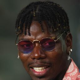 Paul Pogba öt bajnokság közül választhat