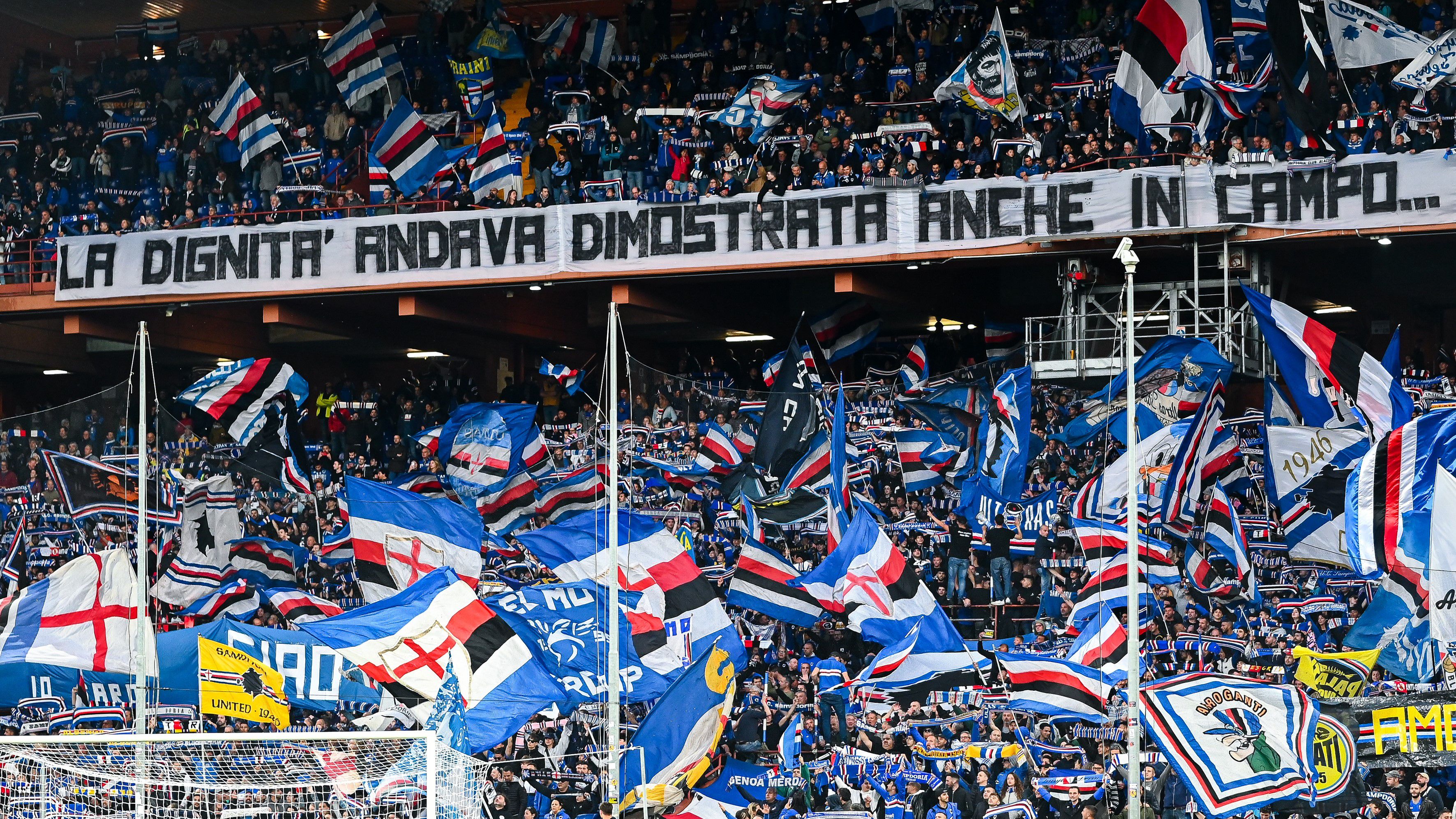 A Sampdoria szurkolói a kiesés ellenére is varázslatos hangulatot teremtettek