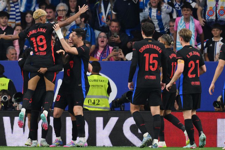 A városi derbit is behúzta: spanyol bajnok a Barcelona!