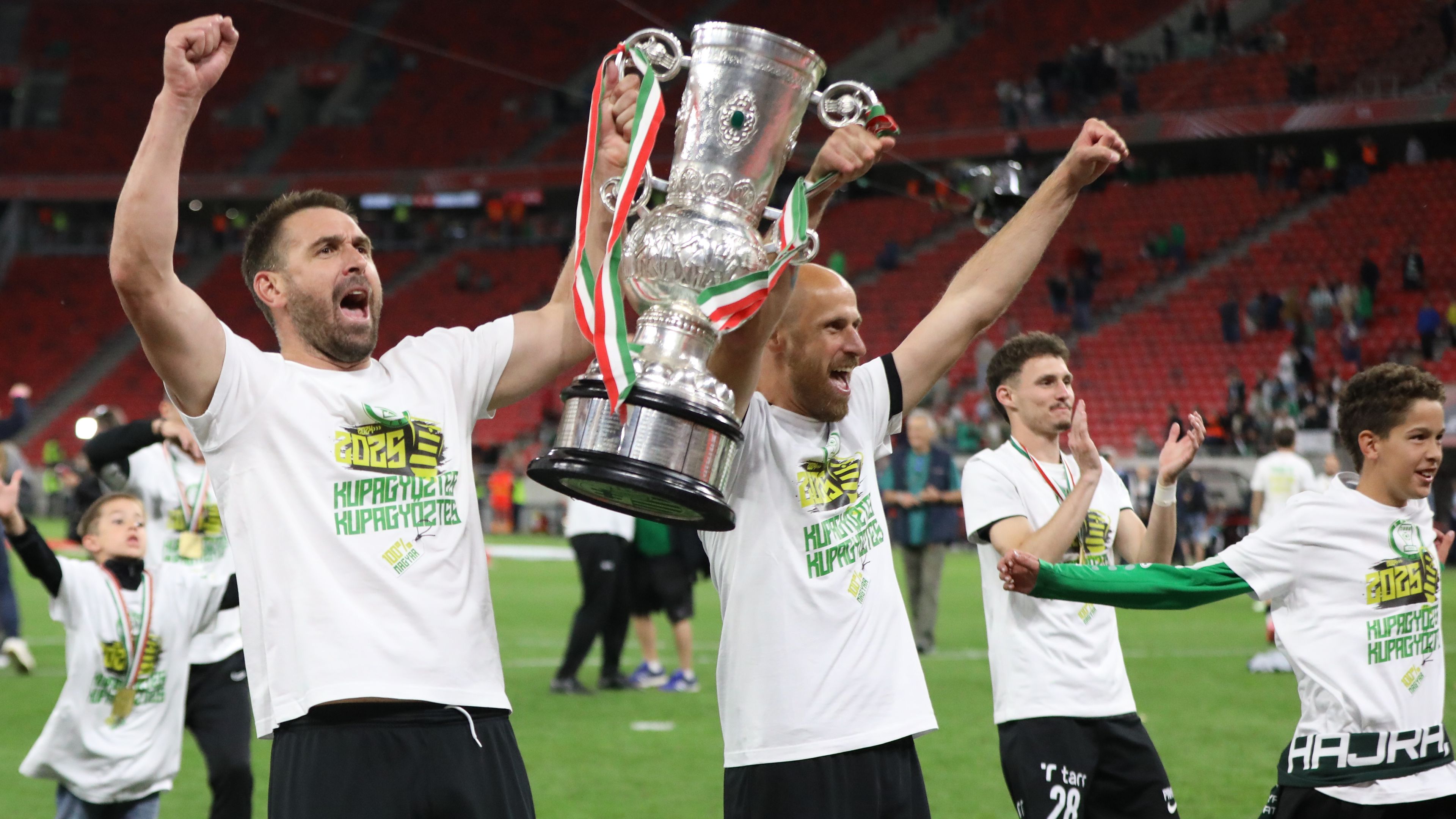 A Paks címet védett a Magyar Kupában; Sallai Roland kupagyőztes lett – az elmúlt 24 óra legfontosabb sporthírei