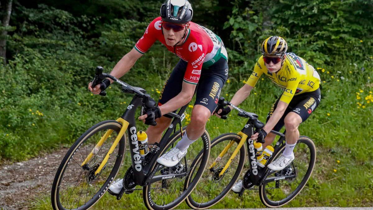 A magyar versenyző legutóbbi versenyéről számolt be, de szóba került a Tour de France-on való indulás is