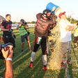 Galéria: füstbomba, kőkemény küzdelem, és nyakba öntött sör – a Hungarian Bowl képekben