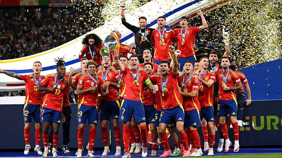 Hazaérkezett az Európa-bajnok spanyol válogatott