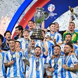 Messi már 45 trófeánál jár, Kolumbia mumusa Argentína