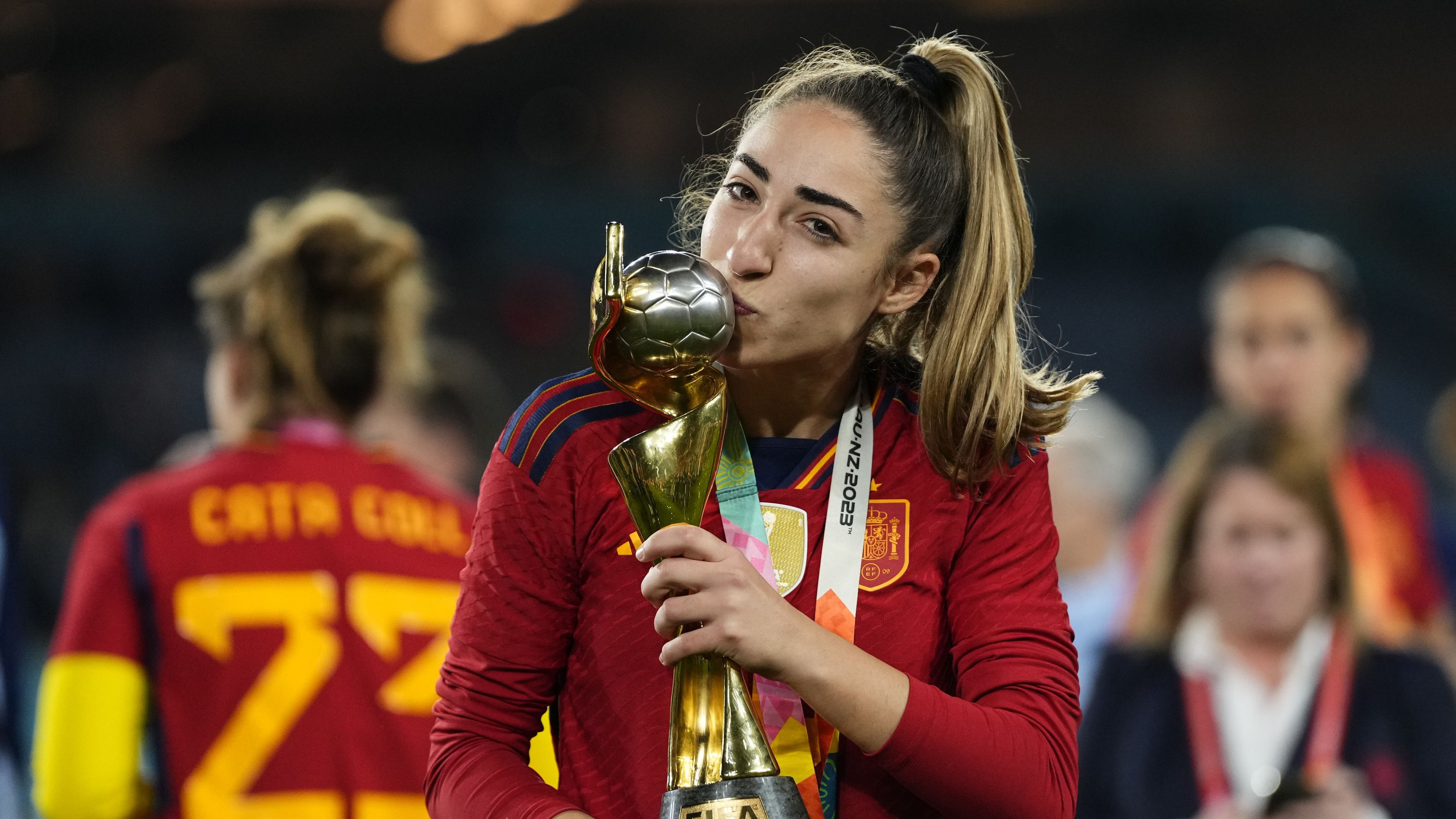 Vérszemet kaptak a spanyol női futballisták, újabb fejeket követelnek