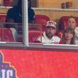 Taylor Swift 2 méter magas golyóálló üveg mögött nézte Travis Kelce meccsét a biztonsági aggályok miatt