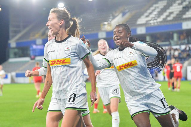 Múlt héten egyenlítőgólt, most három pontot érő találatot szerzett az egykori FTC-játékos. Fotó: AD.nl