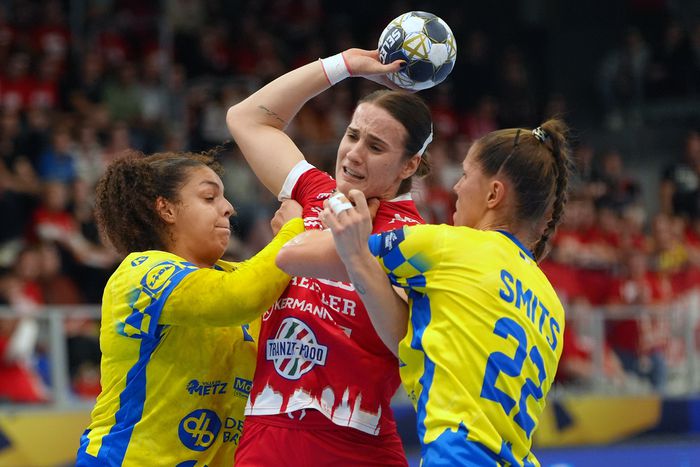 Hétgólos győzelmet aratott a francia bajnoktól (Fotó: dvsckezilabda.hu)