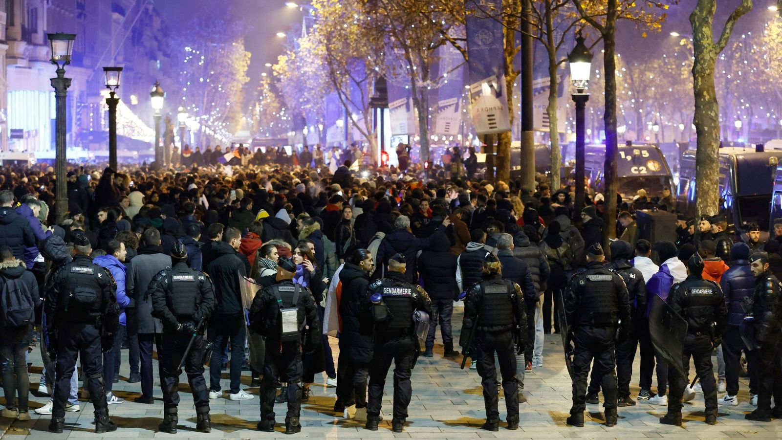 Nemcsak Montpellier-ben, hanem Párizsban is zavargások törtek ki a szerdai vb-elődöntő után (Fotó: Getty Images)