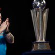 Három női induló, 22 újonc, motivált világsztárok – kezdődik a darts-vb!