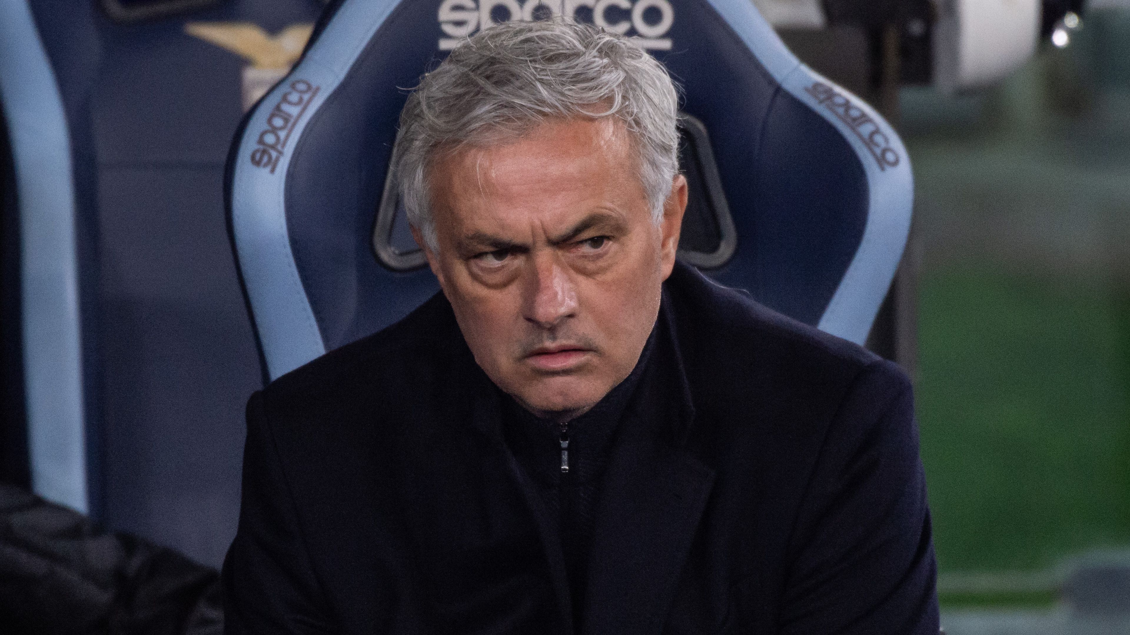 Itt a vége! Mourinhót kirúgták a Romától – hivatalos