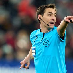 Születésnapos bíró vezeti a vasárnapi Barca–Real Madrid rangadót