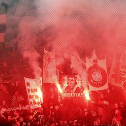 Galéria: tűz a lelátón a Fradi meccsén