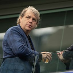 Fogy a türelem, beszóltak a szurkolók a Chelsea tulajdonosának – fotók